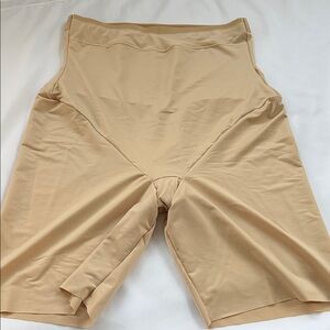 Maidenform Beige High-Waist shaping shorts long 2X so sleek!